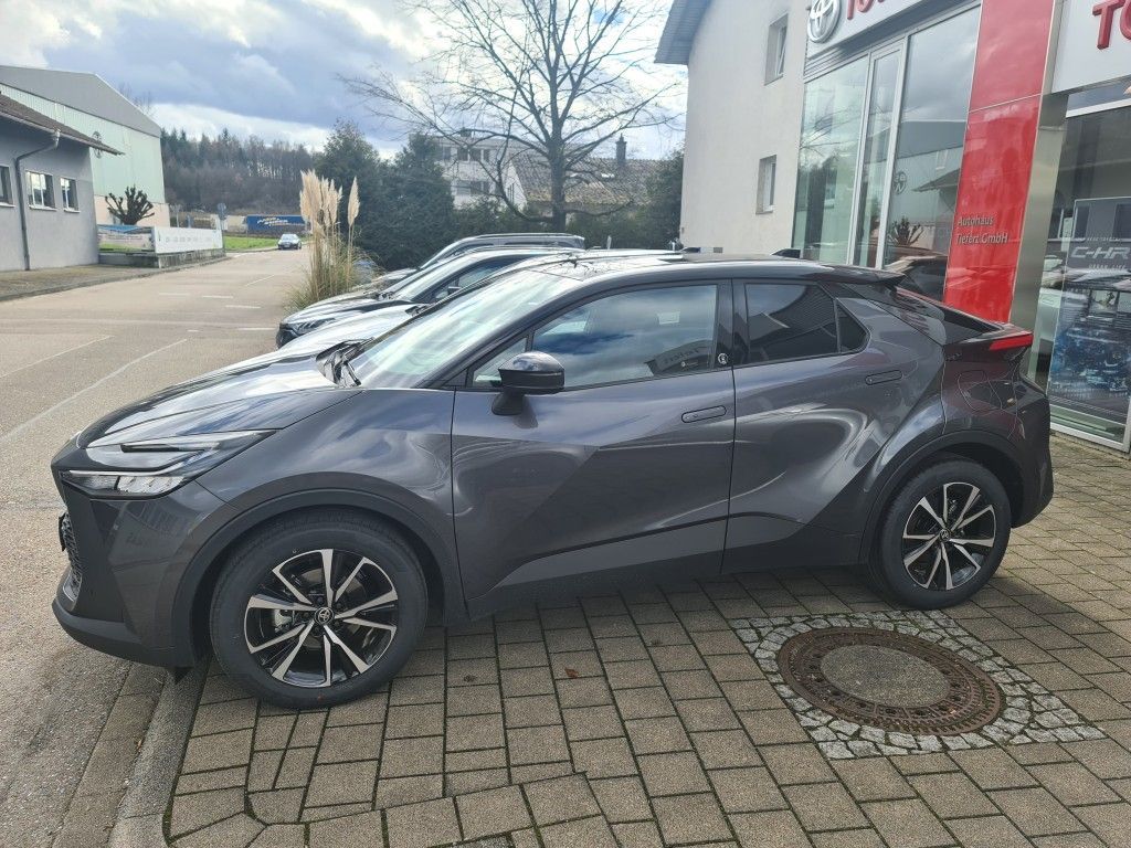 Toyota C-HR 2.0 Hybrid Team Deutschland (AX2)