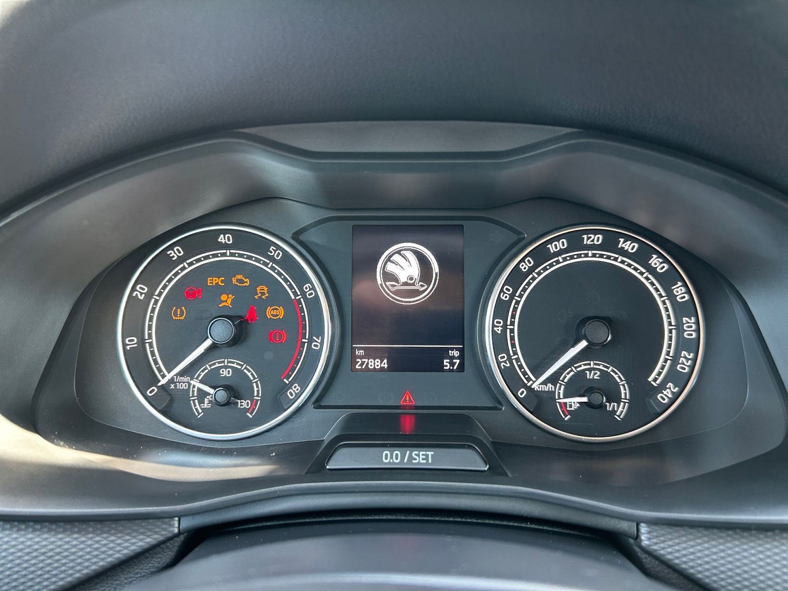 Skoda Kamiq 1.0 TSI Ambition - Samsaru's Car Outlet
