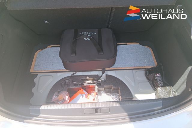 Peugeot 208 Allure - Samsaru's Car Outlet