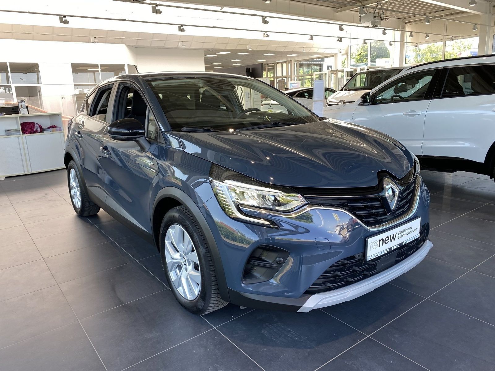 Renault Captur BUSINESS EDITION E-TECH Plug-in - Samsaru's Car Outlet