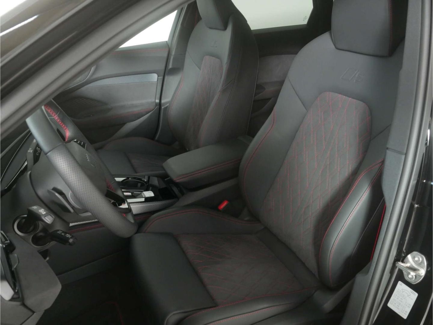Audi A5 Avant e-hybrid quattro S line AHK/P-Dach/19''