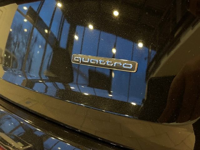 Audi Q7 50 TDI quattro competition plus