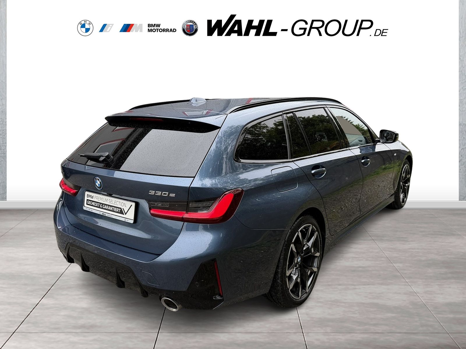 BMW 330e xDrive M Sport AHK Panorama eSitze HeadUp A