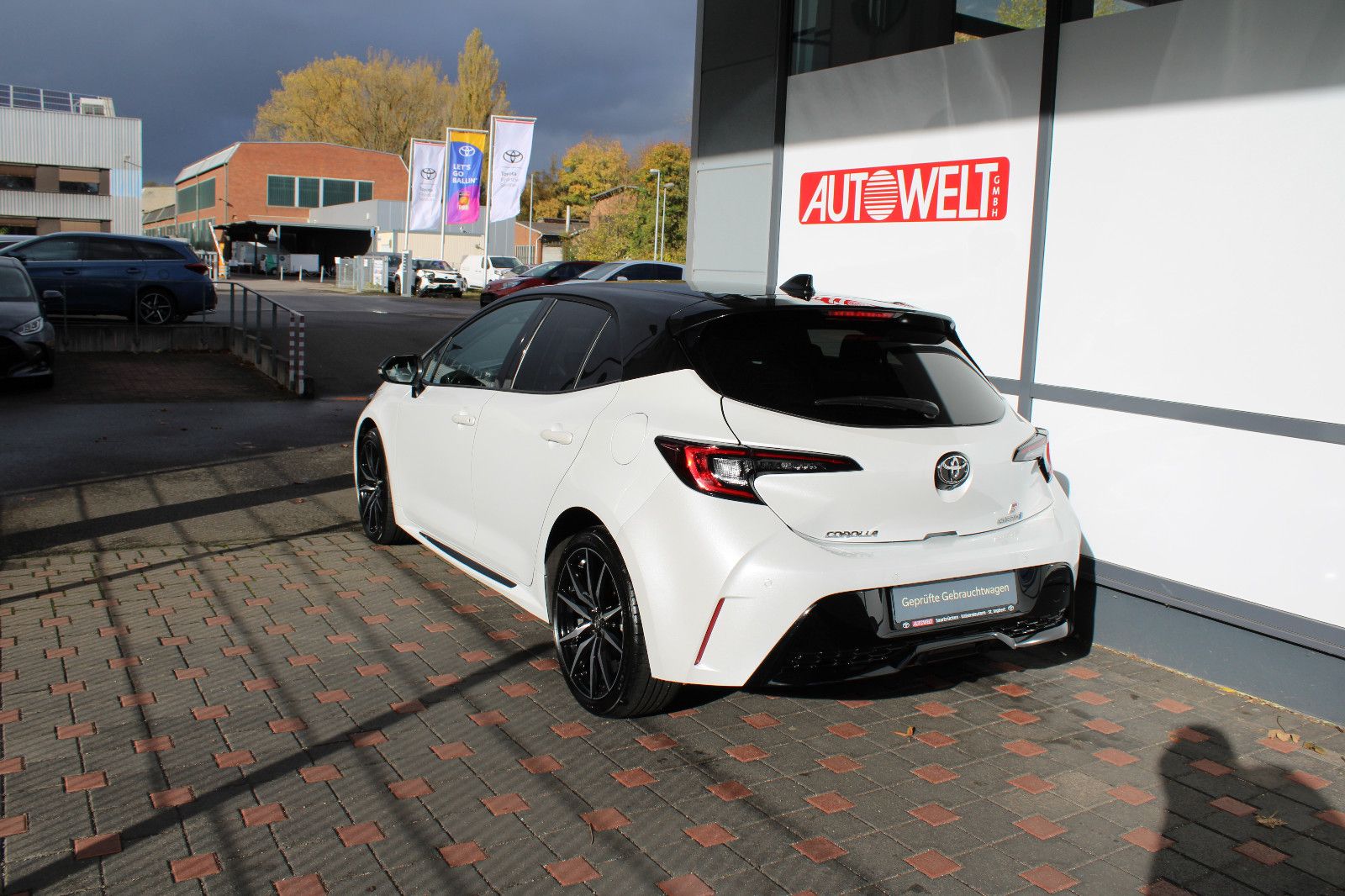 Toyota Corolla 1,8 Hybrid GR Sport, Navi