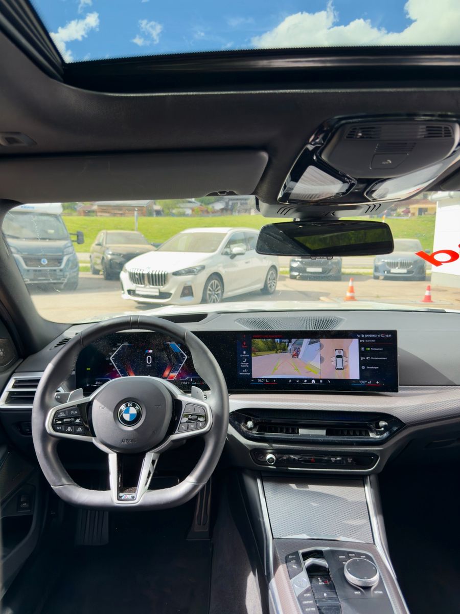 BMW 320d xDrive Touring M Sport Pro AHK|Pano|NP82800