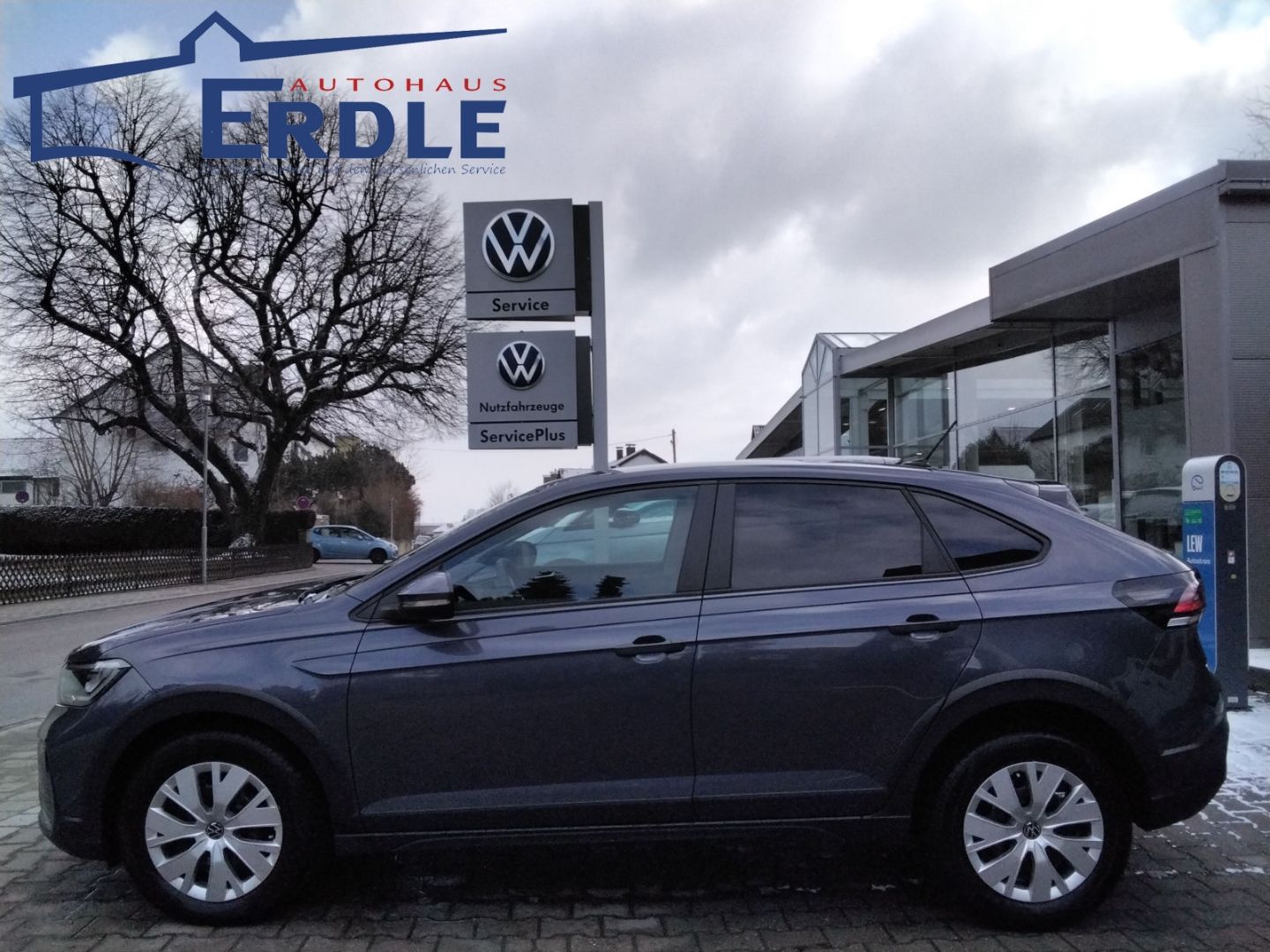 Volkswagen Taigo 1.0 TSI - Samsaru's Car Outlet