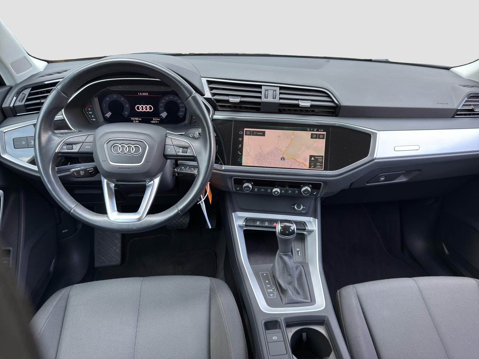 Audi Q3 35 TDI quattro - Samsaru's Car Outlet