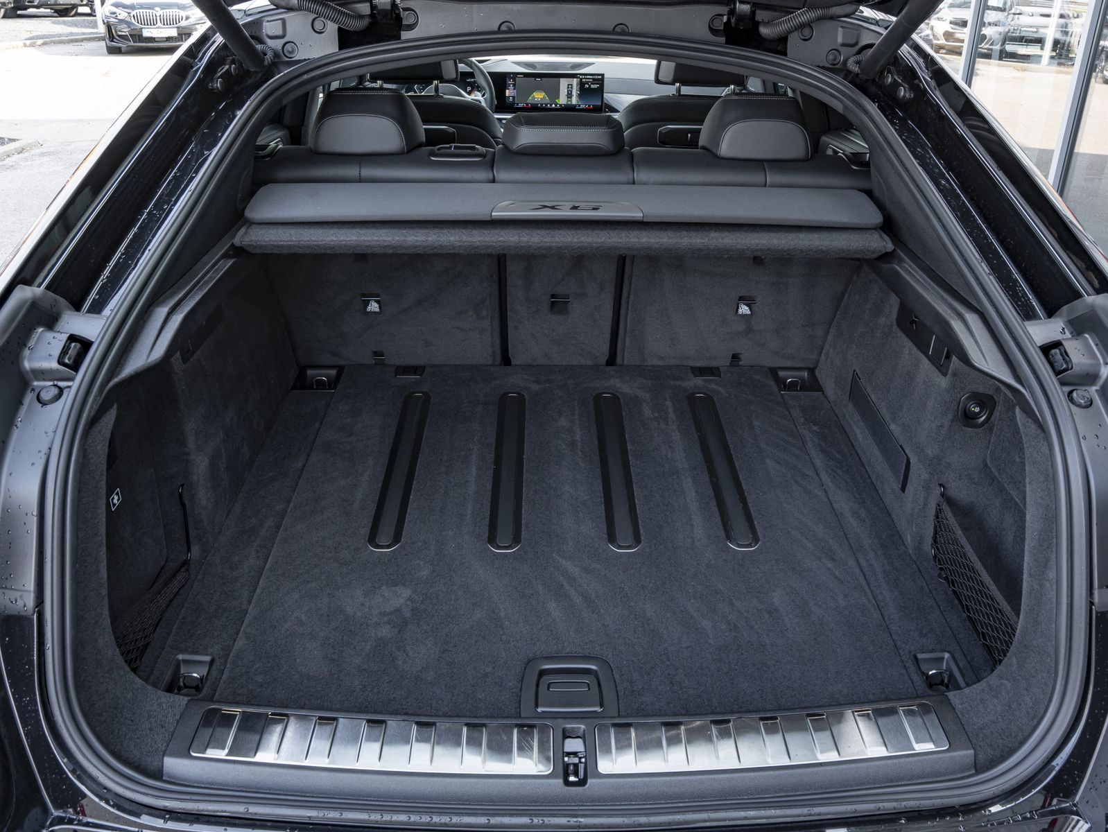 BMW X6 xDrive40d M-Sport Pro "ALL BLACK" 22Z LUFTFED