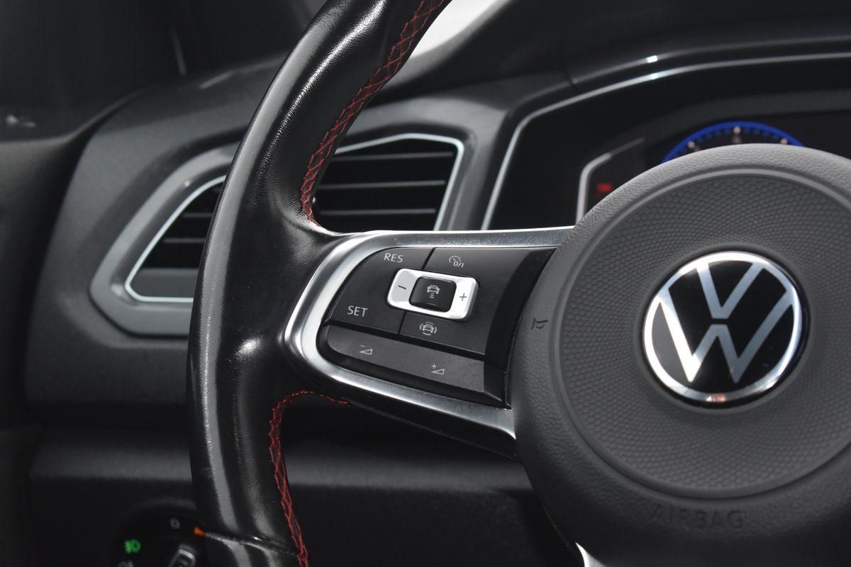 Volkswagen T-Roc 1.5 TSI DSG Sport R-Line - Samsaru's Car Outlet