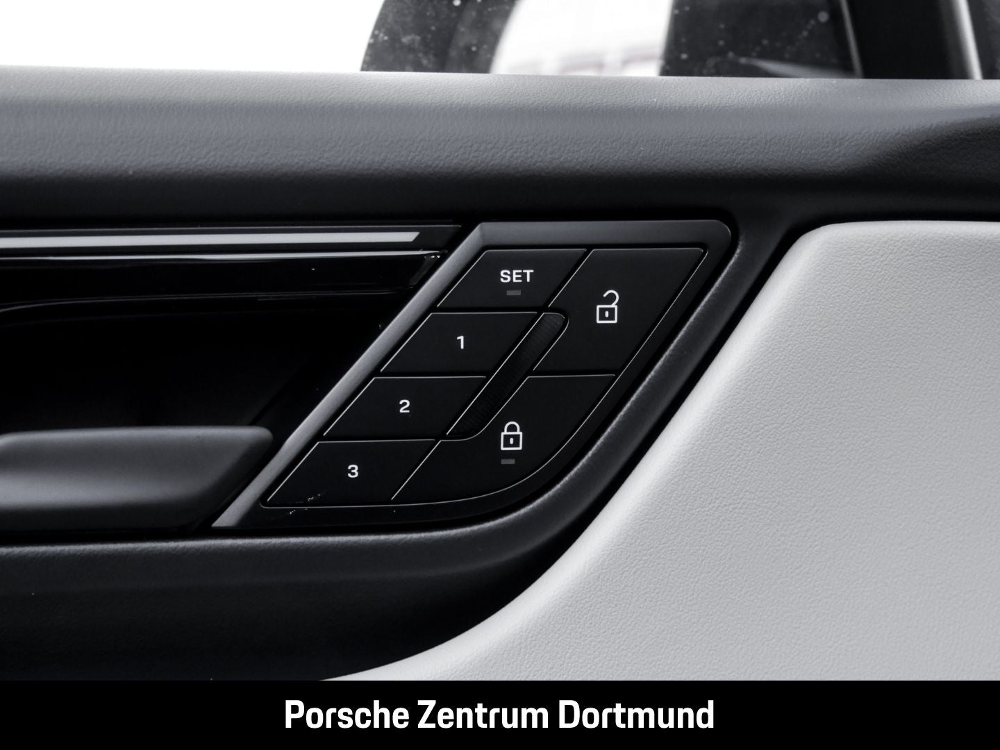 Porsche Macan 4 BOSE Surround-View Panorama LED-Matrix