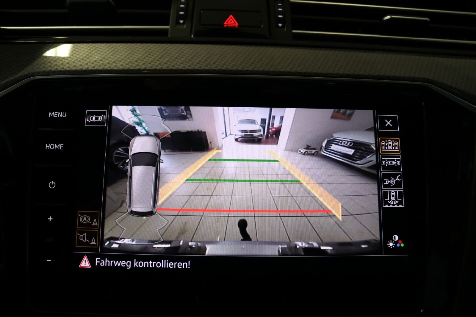 Volkswagen Passat Alltrack 4M AHK Pano STHZ Memory Matrix