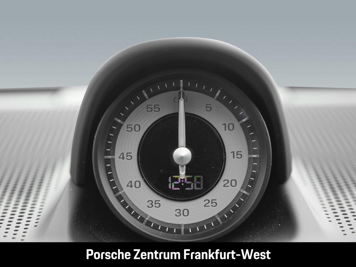 Porsche Taycan Turbo Burmester HA-Lenkung Nachtsicht