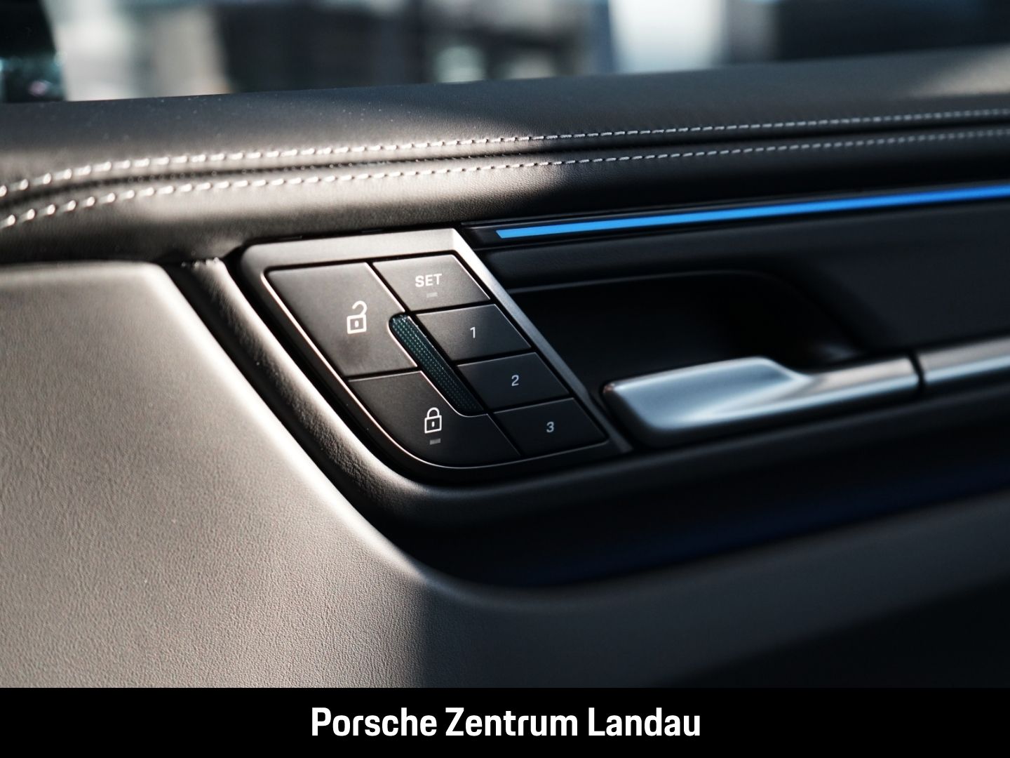 Porsche Macan 4S Burmester HA-Lenkung InnoDrive Head-Up