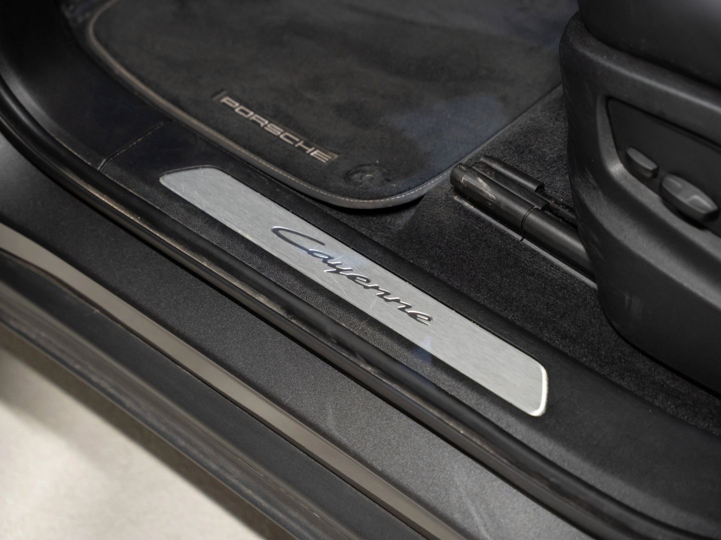 Porsche Cayenne E-Hybrid HeadUp Sport Chrono PASM BOSE
