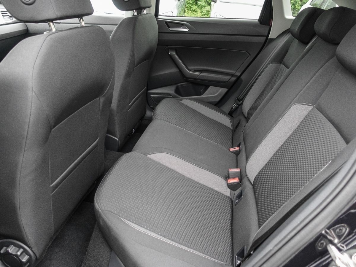 Volkswagen Taigo 1.0 TSI Life - Samsaru's Car Outlet