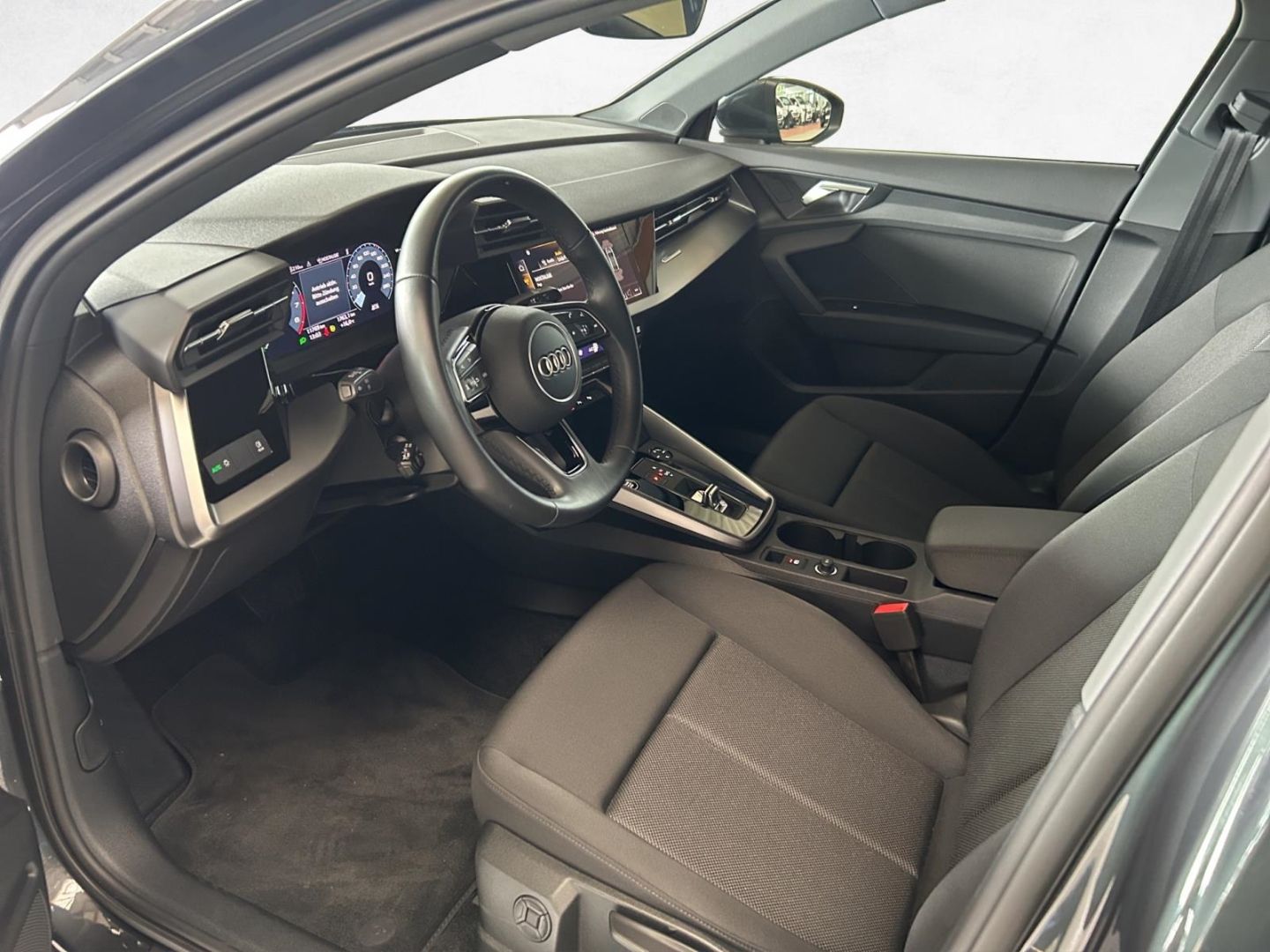 Audi A3 35 TFSI S-tronic advanced /CarPlay/LED/Sitzhz