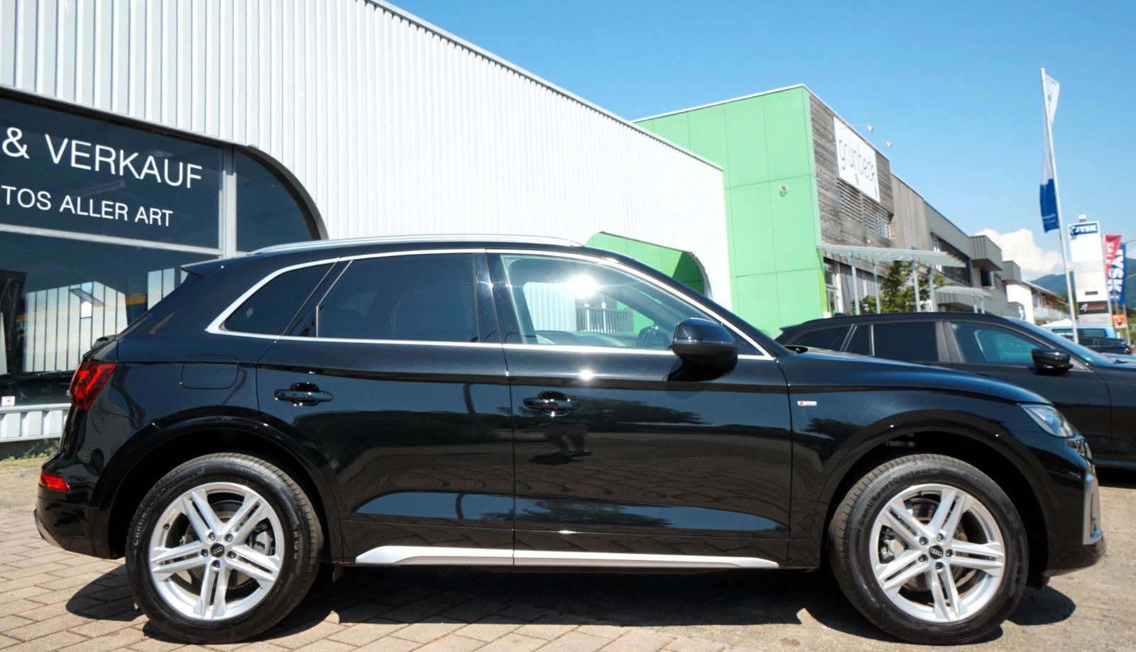 Audi Q5 40 TDI quattro S line - Samsaru's Car Outlet