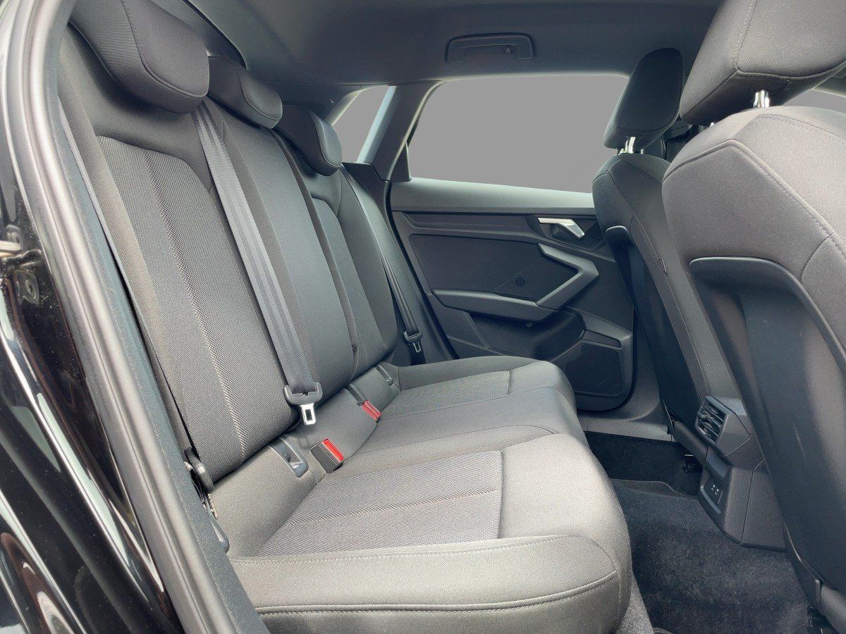 Audi A3 Sportback basis 1.4 TFSI e Navi PDC Tempomat