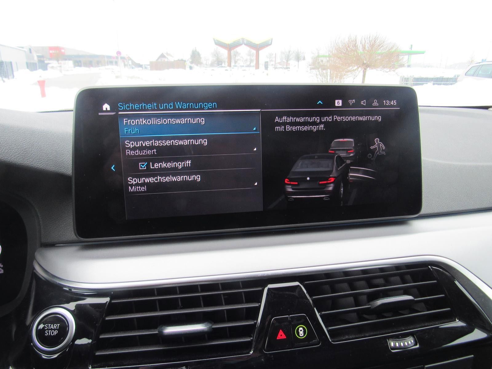 BMW 530e xDrive Limousine Laser, HUD, ACC, DAB, Hifi