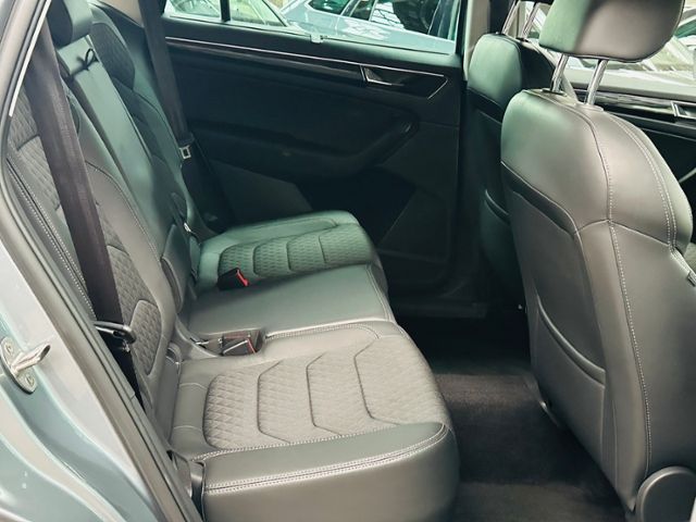 Skoda Kodiaq Style TDI DSG 4x4 AHK NAVI LED ACC RFK