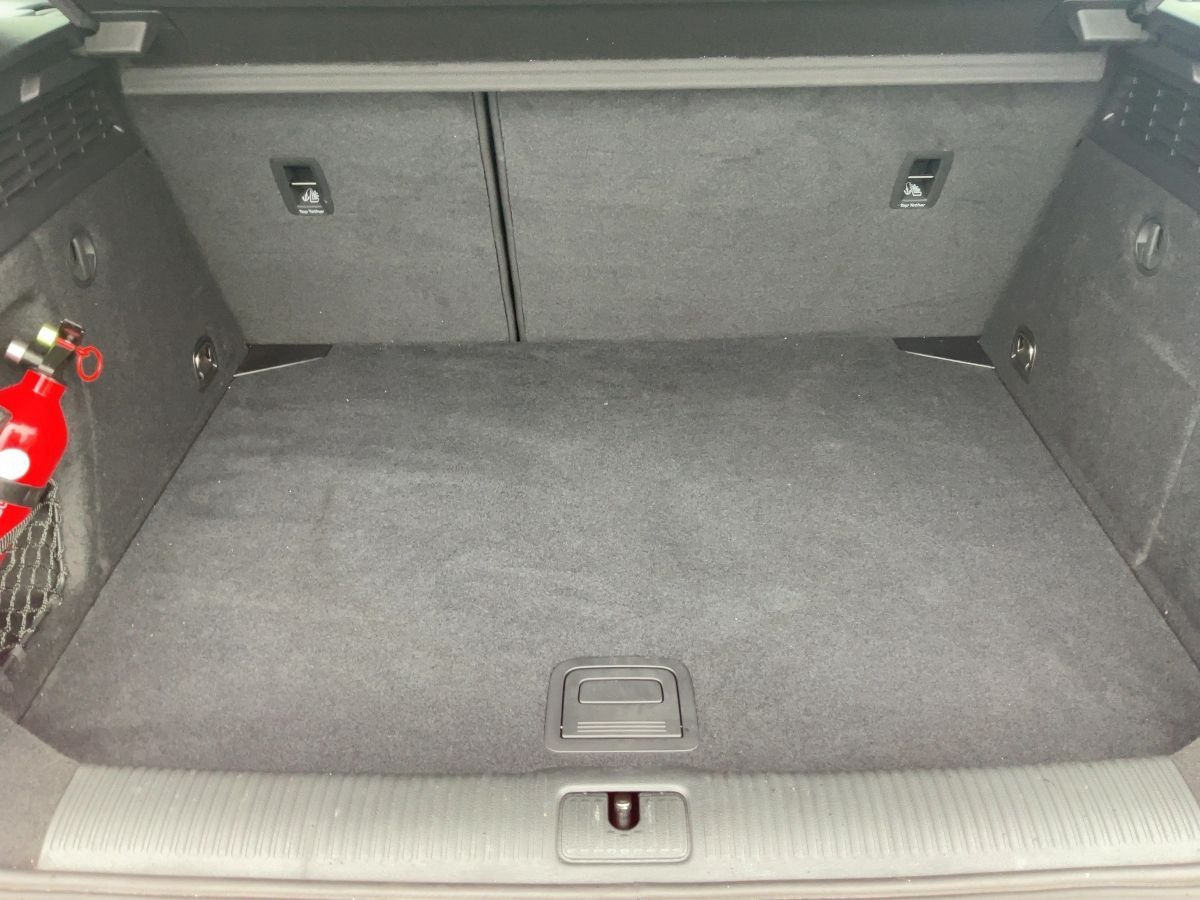 Audi A3 Sportback 35 TFSI S-TR SPORT - Samsaru's Car Outlet