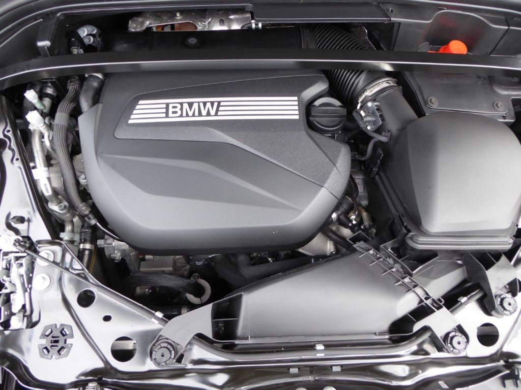 BMW X2 xDrive20d M Sport Navi Head Up Harman Kardon