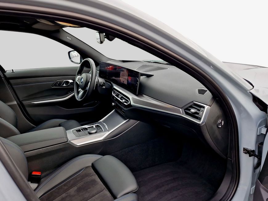 BMW 330e xDrive Aut. - Samsaru's Car Outlet