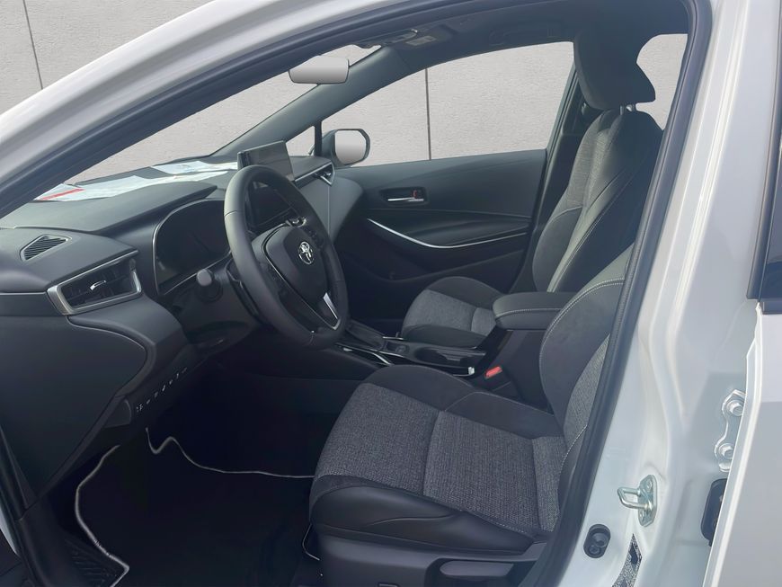 Toyota Corolla 2.0 Hybrid Touring Sports Teamplayer *Te