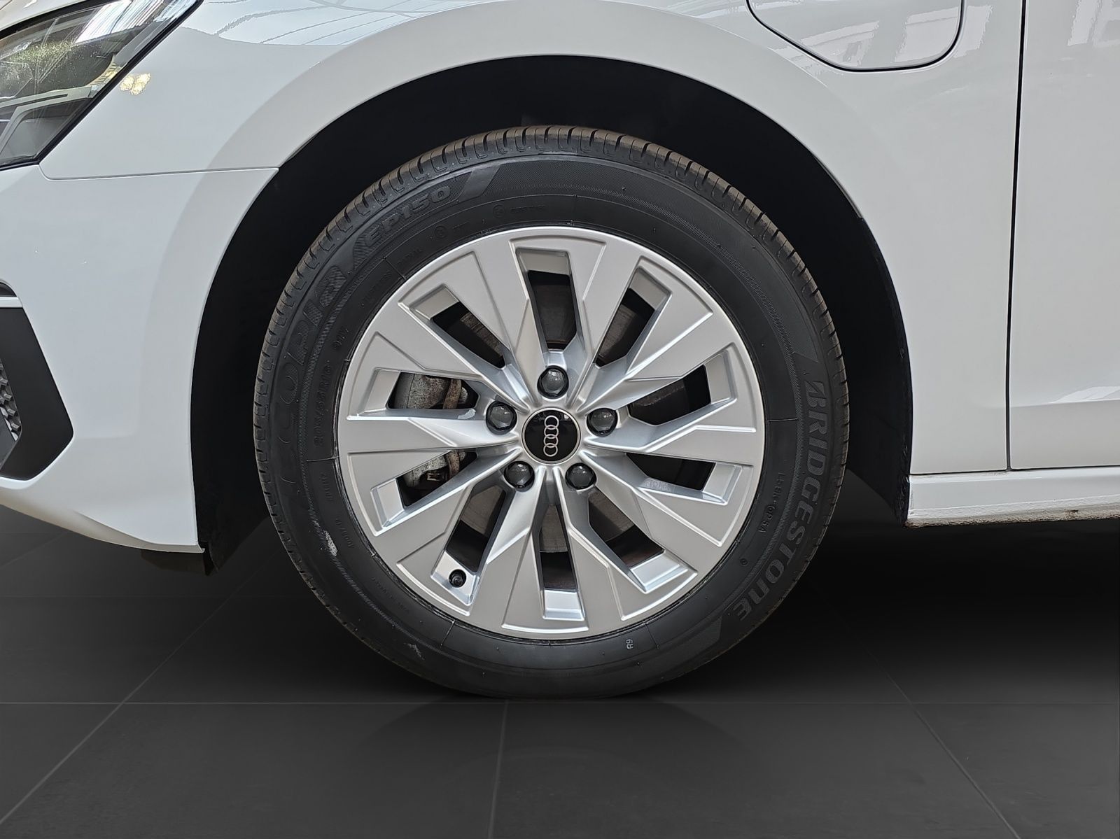 Audi A3 Sportback 40 TFSI e SITZHZG LM16 DAB