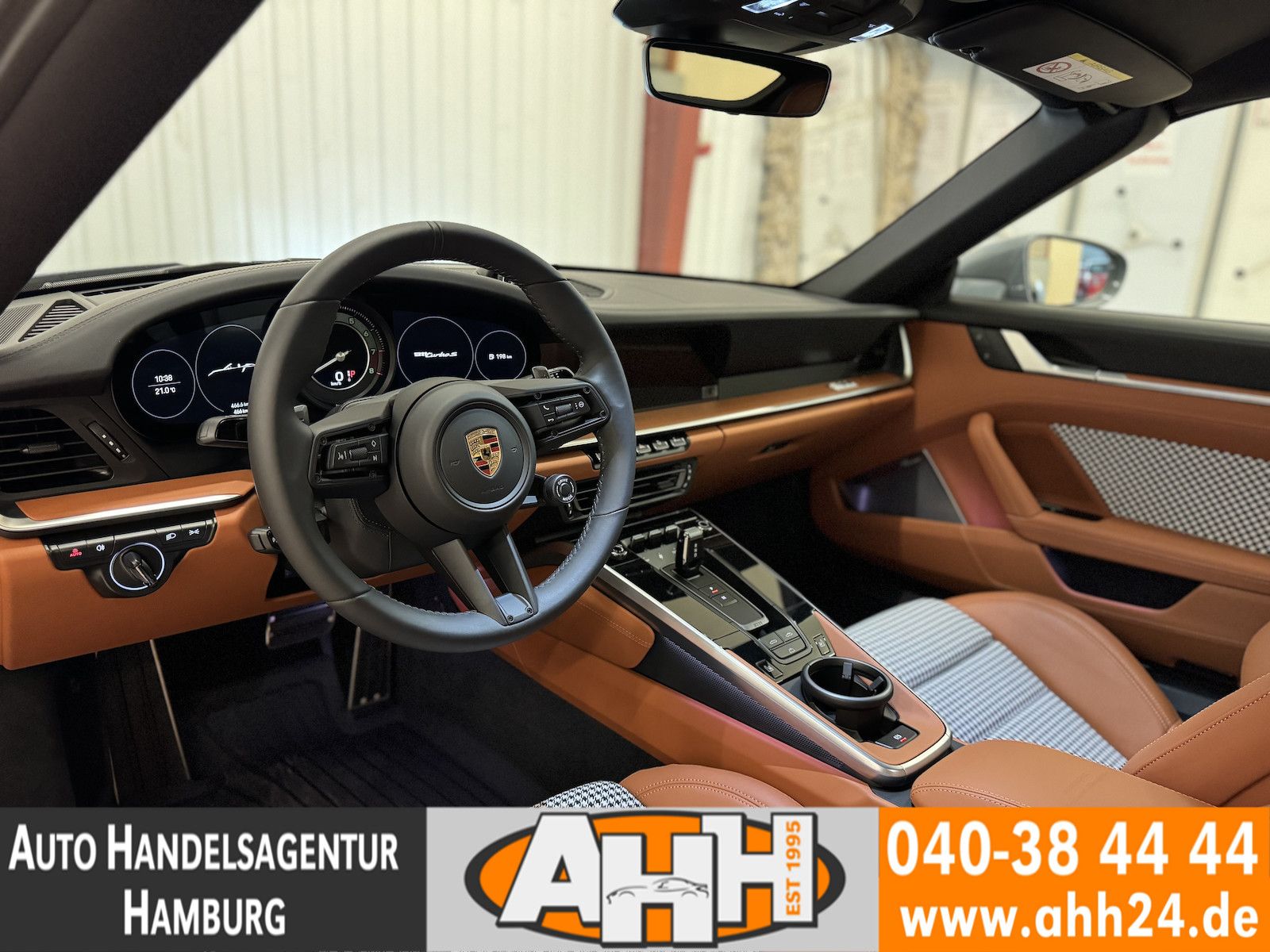 Porsche 992 TURBO S CABRIO HERITAGE|AERO KIT|BURMESTER!!