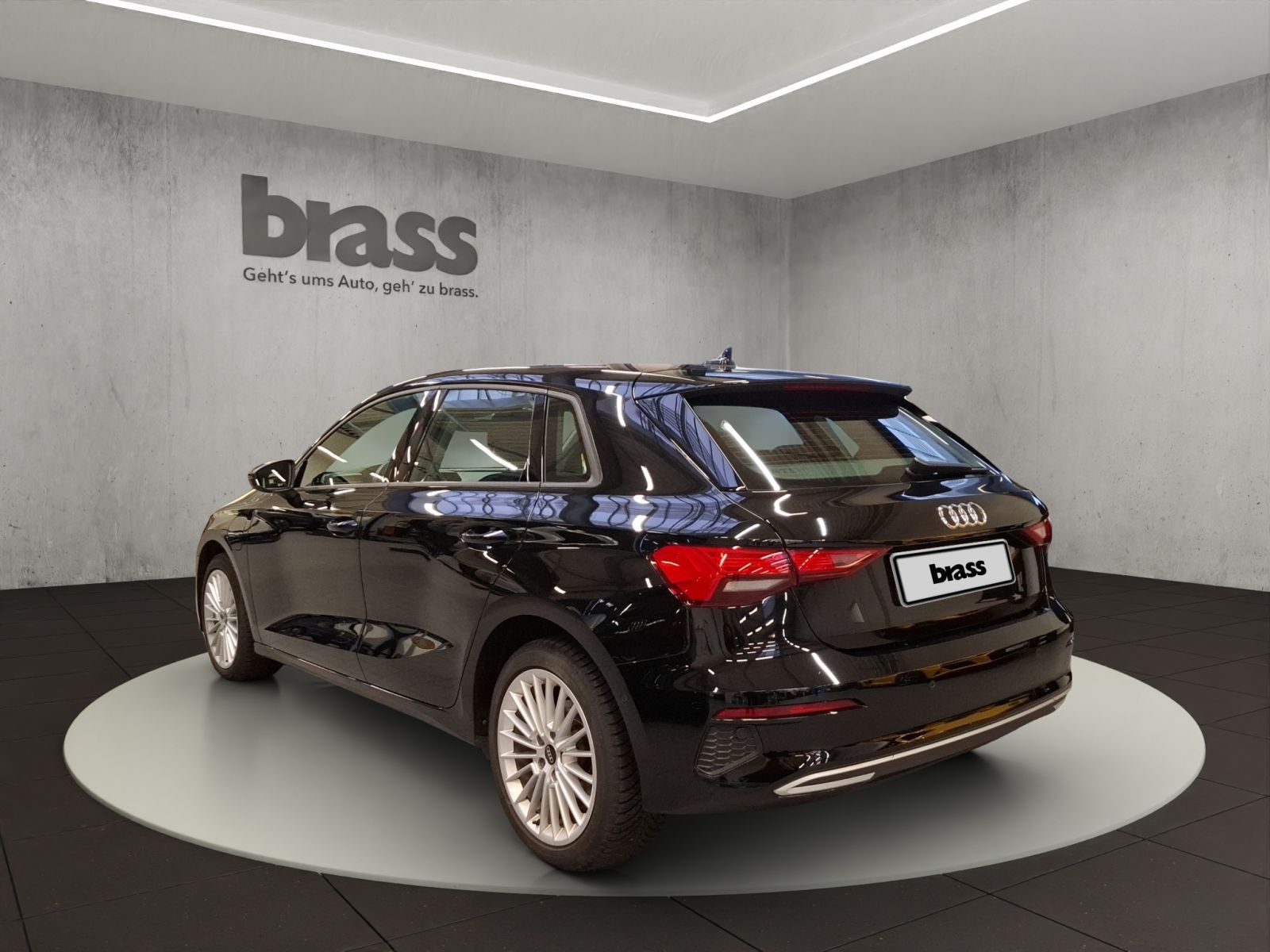 Audi A3 Sportback TFSI e Advanced 40 e 150(204) kW(PS