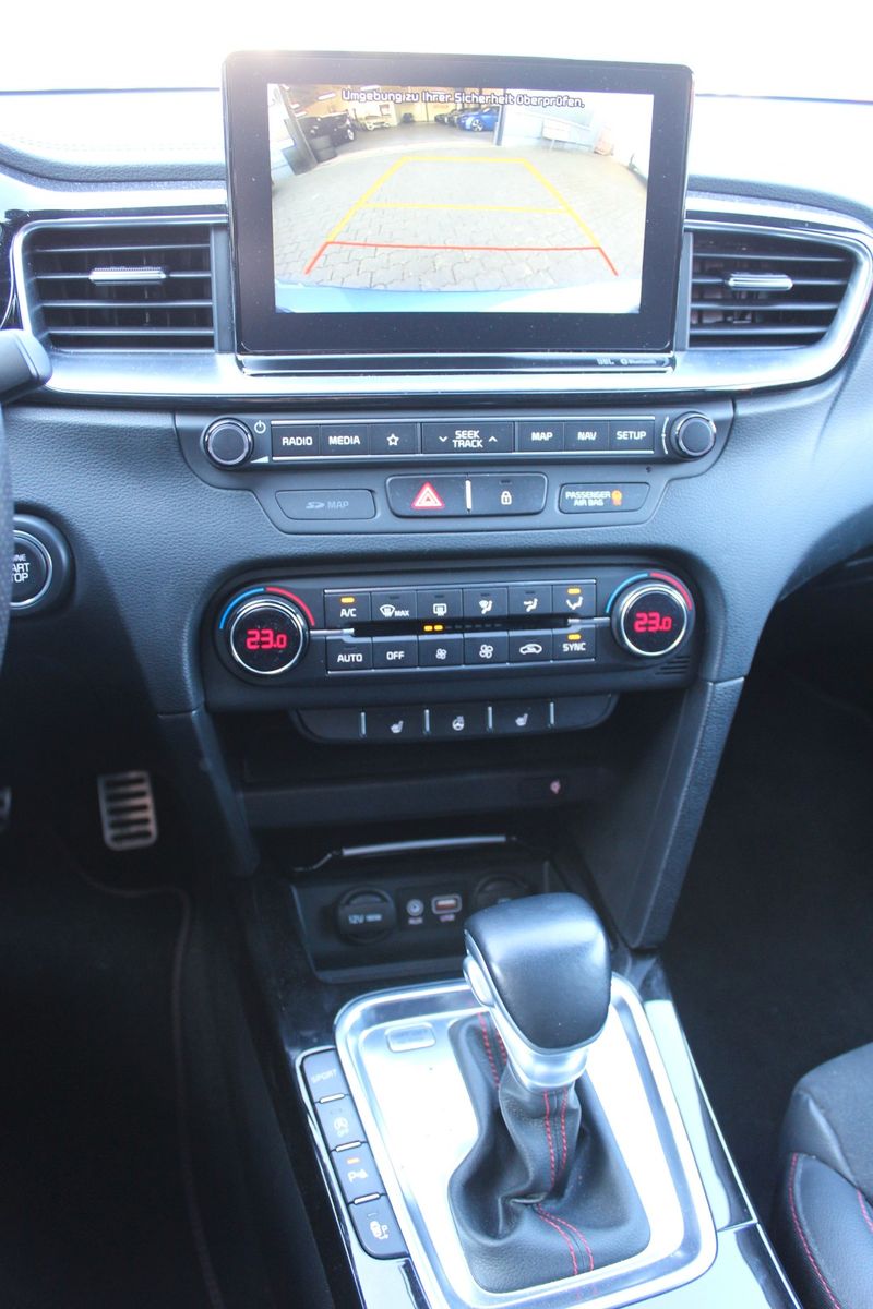 Kia cee'd GT - Samsaru's Car Outlet