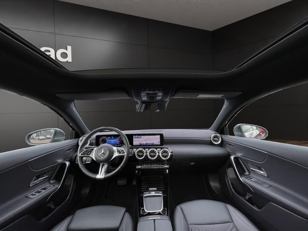 Mercedes-Benz A 180 - Samsaru's Car Outlet