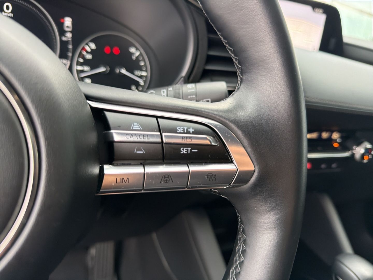 Mazda 3 Skyactiv-X 186 Selection HUD Navi Soundsystem