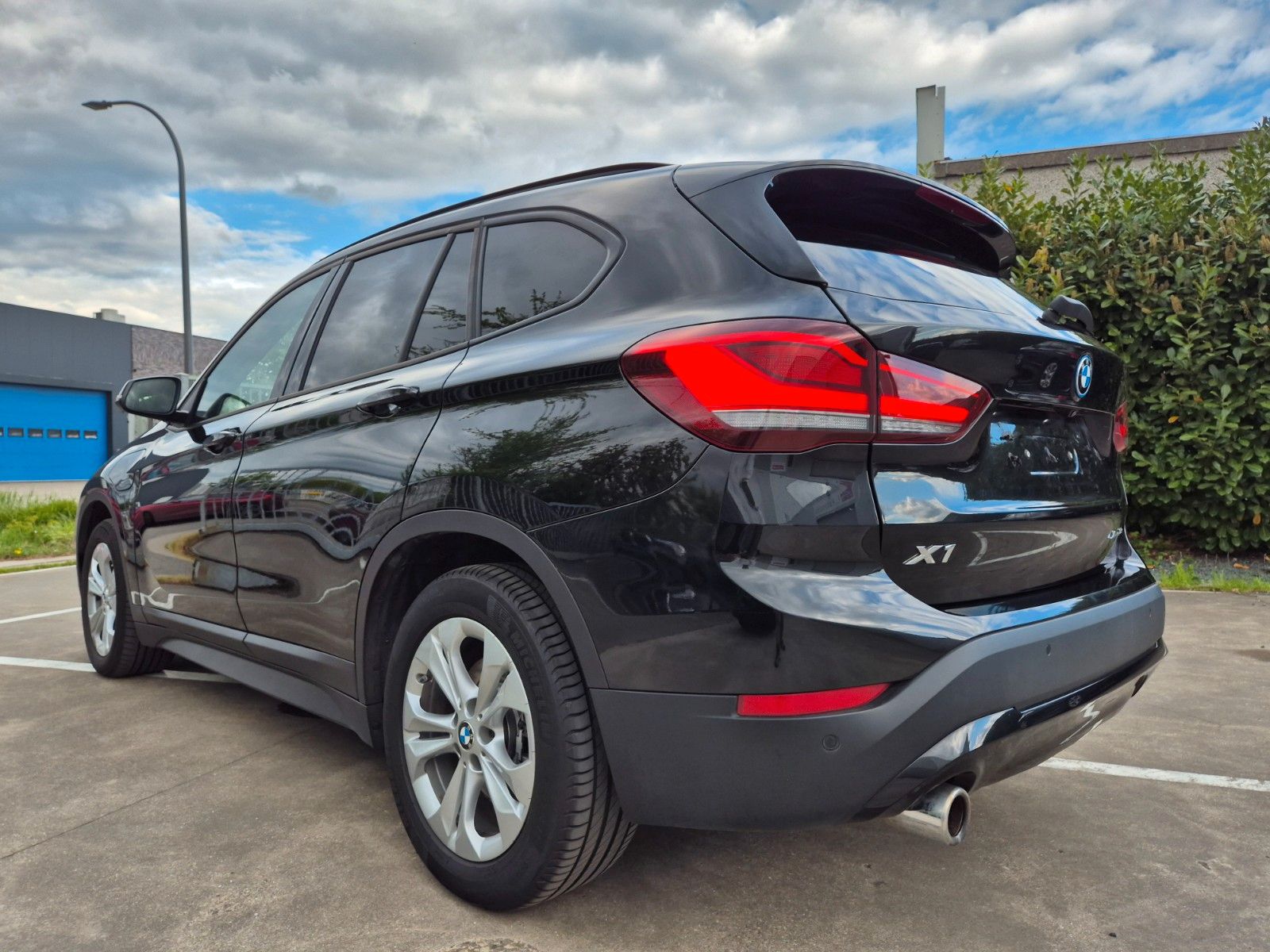 BMW X1 xDrive25e 4WD HYBRID - Samsaru's Car Outlet