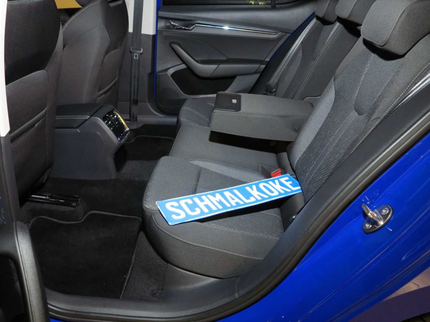 Skoda Octavia 2.0 TDI SCR DSG7 Style Navi ACC DAB LM17