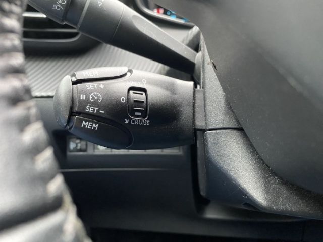 Peugeot e-208 Active - Samsaru's Car Outlet