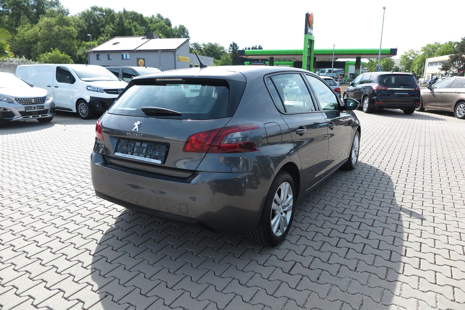 Peugeot 308 Active - Samsaru's Car Outlet