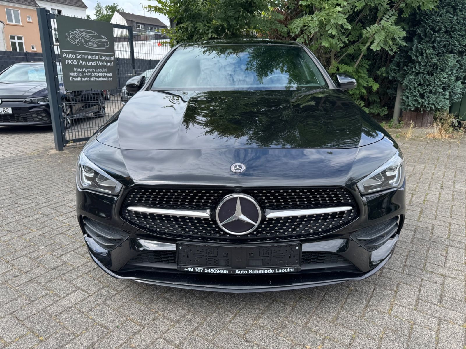 Mercedes-Benz CLA 220 d AMG Line - Samsaru's Car Outlet