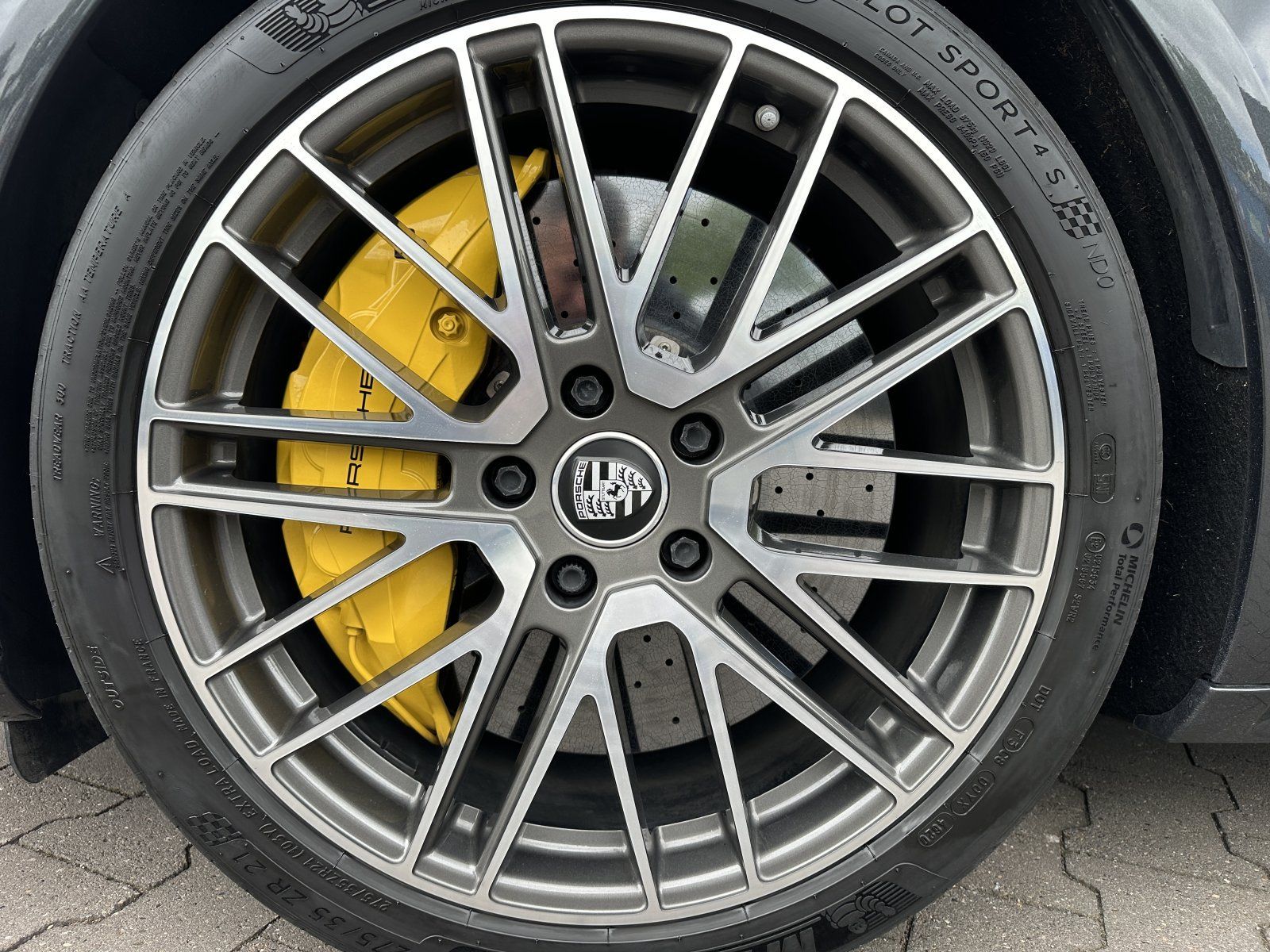 Porsche Panamera GT Turbo S E-Hybrid  Voll