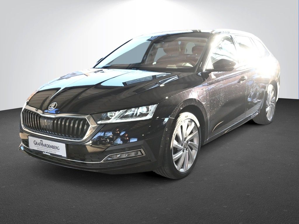 Skoda Octavia Combi 1.4 TSI iV Style iV - Samsaru's Car Outlet