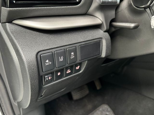 Mitsubishi Eclipse Cross Mitsubishi Plug-In Hybrid Plus MJ2