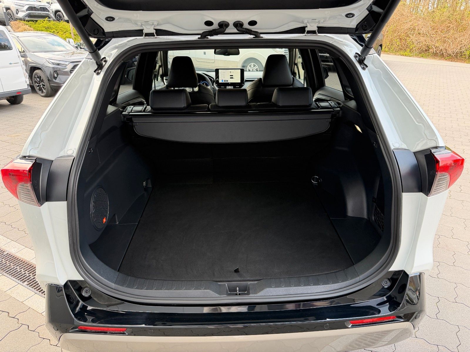 Toyota RAV 4 2.5 Hybrid 4x2 Style VOLL JBL+360°+LEDER