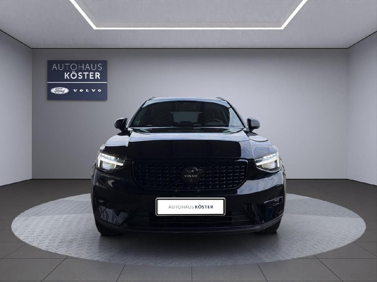 Volvo XC40 Ultra Black Edition AHK* Frontscheibenheiz.