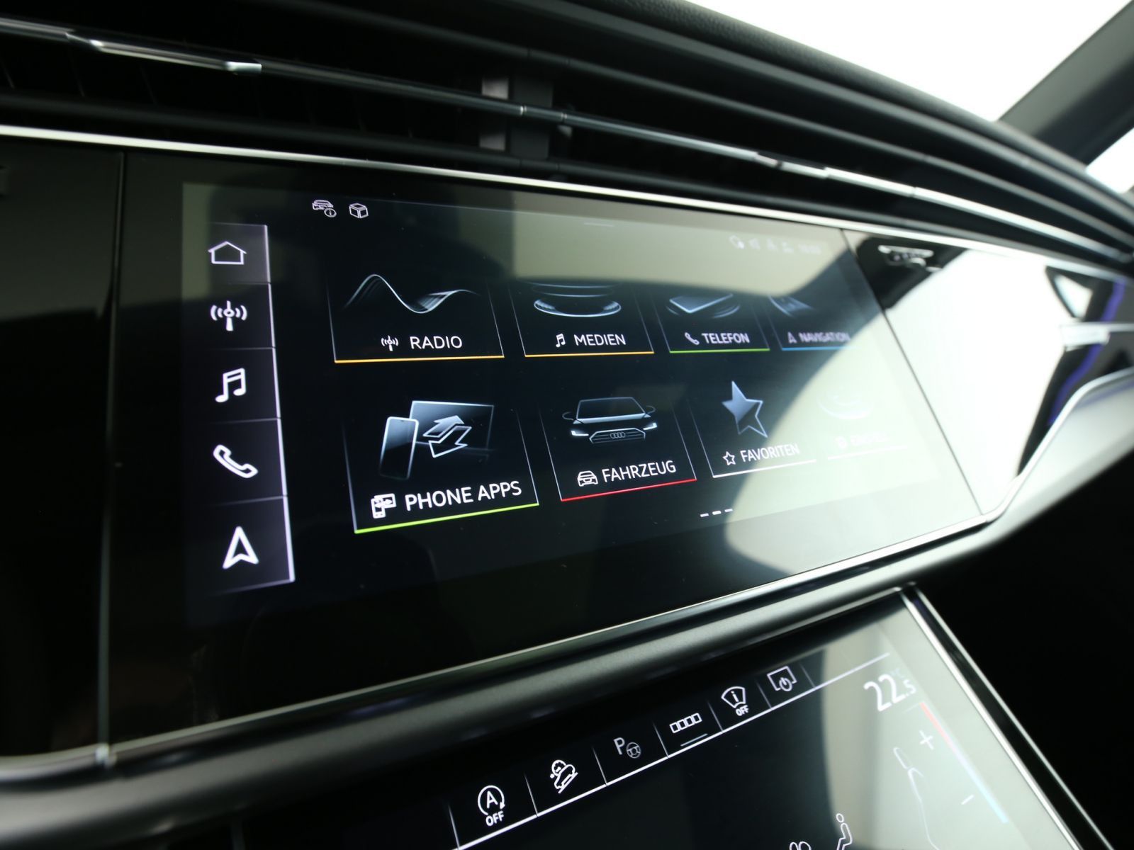 Audi Q7 S line 55TFSI qu. LUFT*PANO*MATRIX*AHK*8-fach