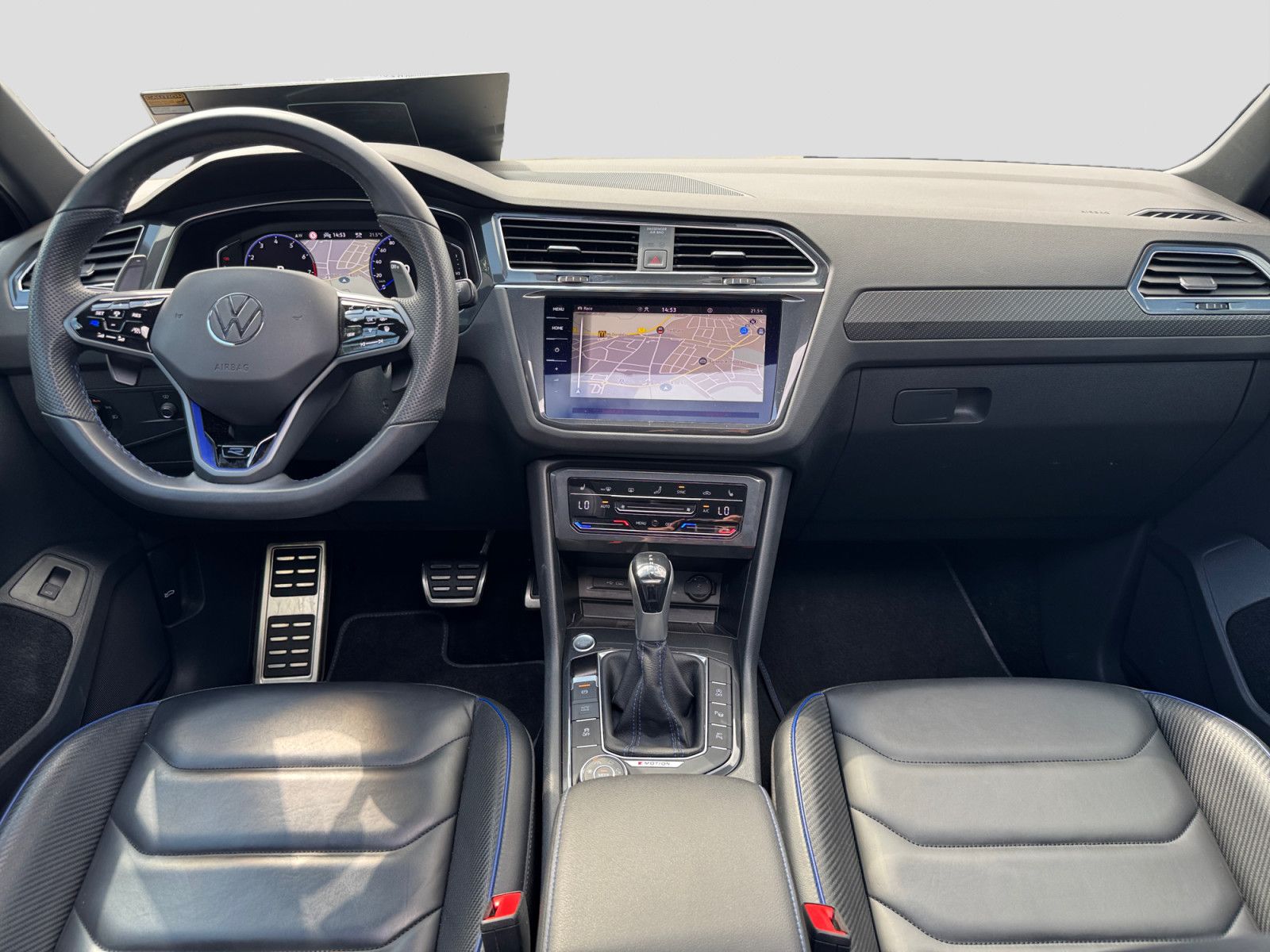Volkswagen Tiguan R 2.0TSI DSG 4M Akrapovic Pano Leder CAM