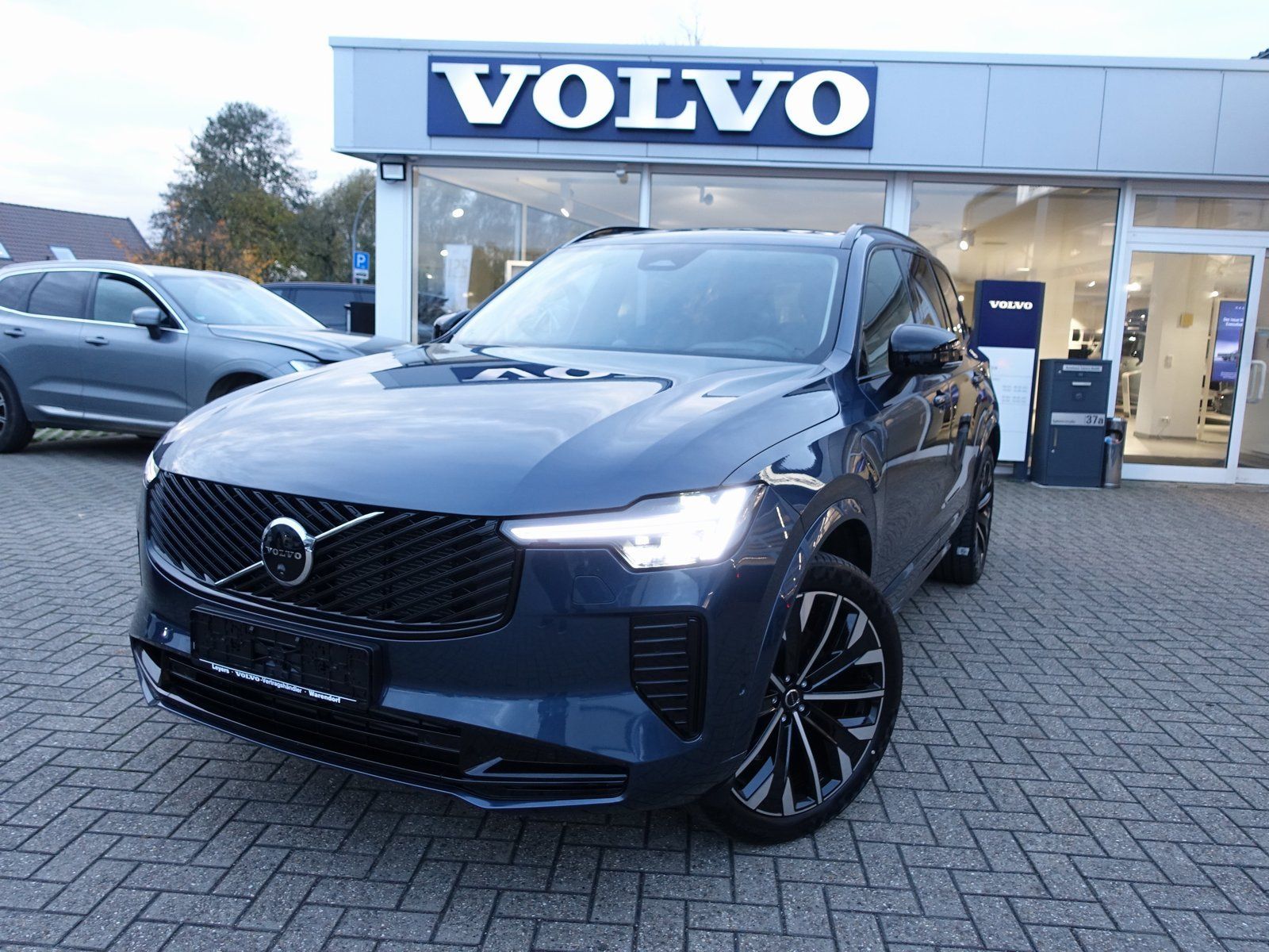 Volvo XC90 Plus, T8 AWD Plug-in Hybrid/AHK/FourC/Pano