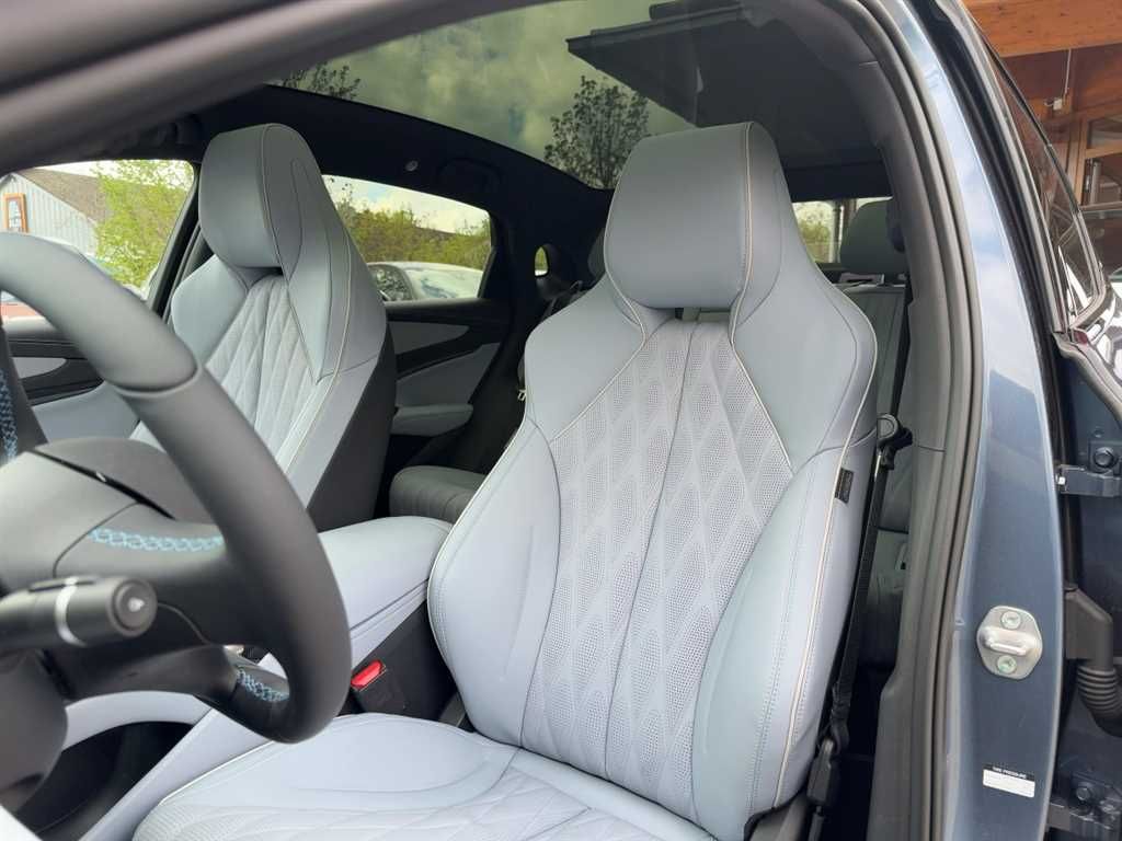 BYD SEAL Excellence AWD in 3,8s von 0 -100 km/h