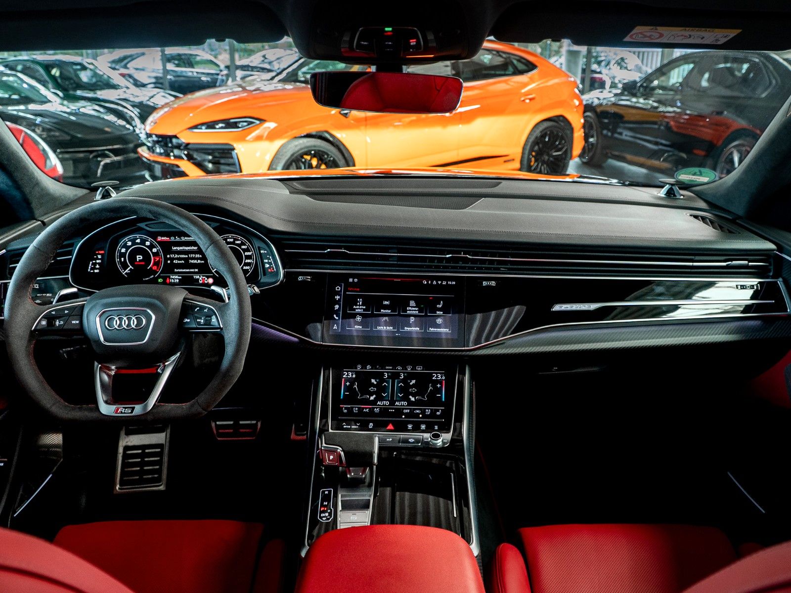 Audi RSQ8 performance Maxton Carbon Red Pano