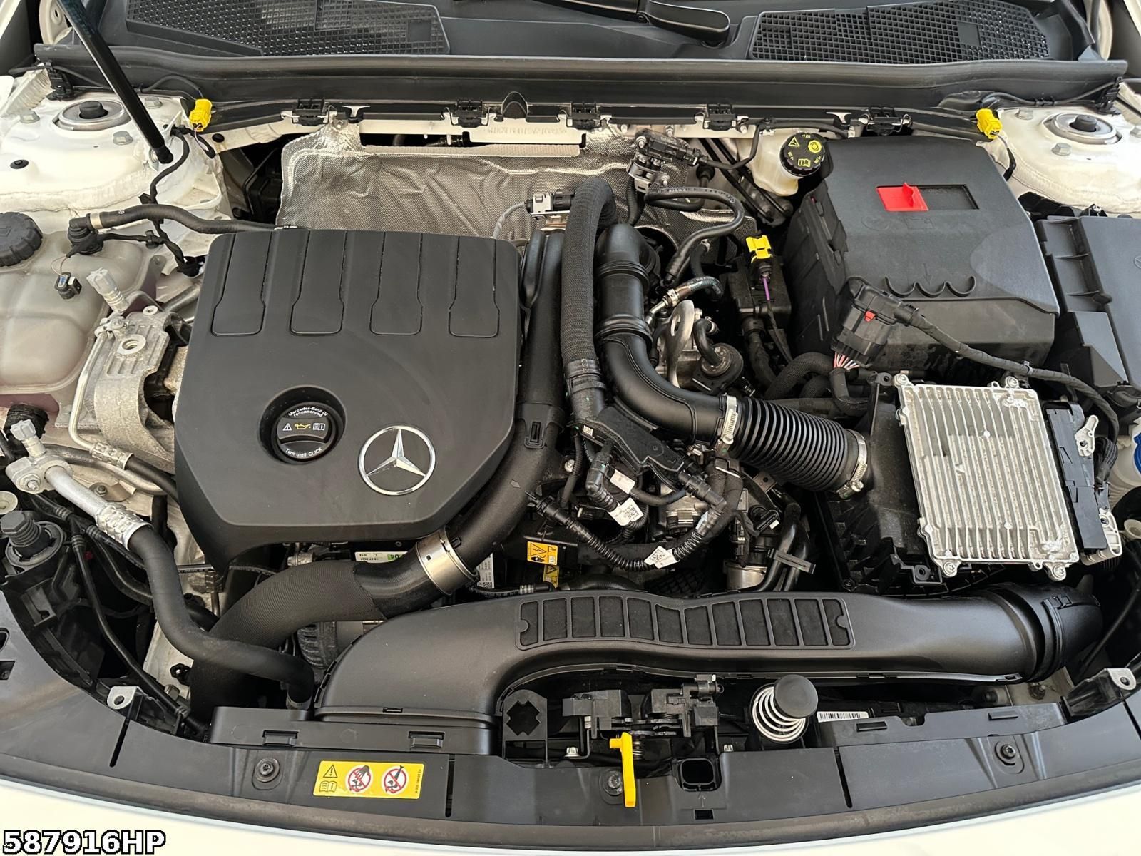 Mercedes-Benz A 200 AMG Line - Samsaru's Car Outlet